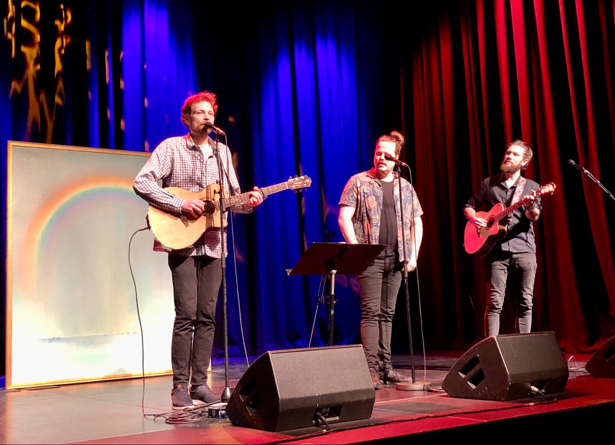 Fakultet for sykepleie og helsevitenskap, Nord (@fshnord) on Twitter photo Fantastisk start på 'LoveNord: Barn og unges fysiske og psykiske helse' i dag på <a href="/Stormenkonsert/">Stormen Konserthus</a> sammen med <a href="/bodo2024/">Bodø 2024</a>, <a href="/goril_goril/">Goril ursin</a>, Harald Bodøgaard, <a href="/EspenRo/">Espen Gade Rolland</a>, ELSK og mange flere! Lenke for å følge morgendagens arrangement finner du her:
nord.no/no/aktuelt/kal…
<a href="/RuthDonovan/">Ruth Marie Donovan</a> Fantastisk start på 'LoveNord: Barn og unges fysiske og psykiske helse' i dag på <a href="/Stormenkonsert/">Stormen Konserthus</a> sammen med <a href="/bodo2024/">Bodø 2024</a>, <a href="/goril_goril/">Goril ursin</a>, Harald Bodøgaard, <a href="/EspenRo/">Espen Gade Rolland</a>, ELSK og mange flere! Lenke for å følge morgendagens arrangement finner du her:
nord.no/no/aktuelt/kal…
<a href="/RuthDonovan/">Ruth Marie Donovan</a>