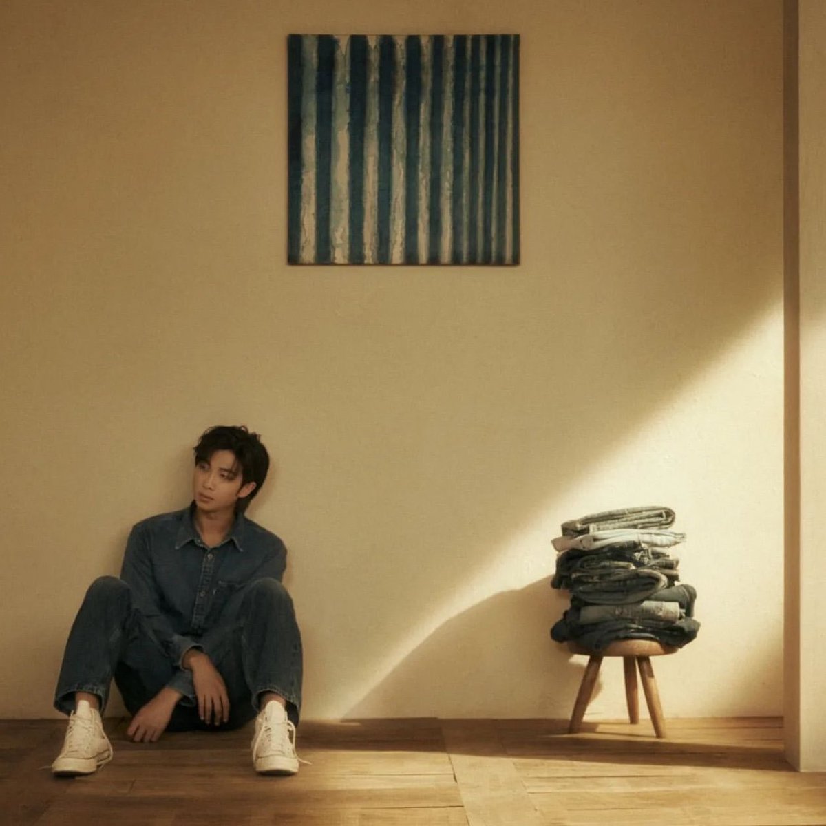 #RM's 'Indigo' remains at the Top 10 of the #UnitedWorldChart at #6 in the Global Album Chart with 107,000 equivalent sales this week and 536,000 in total