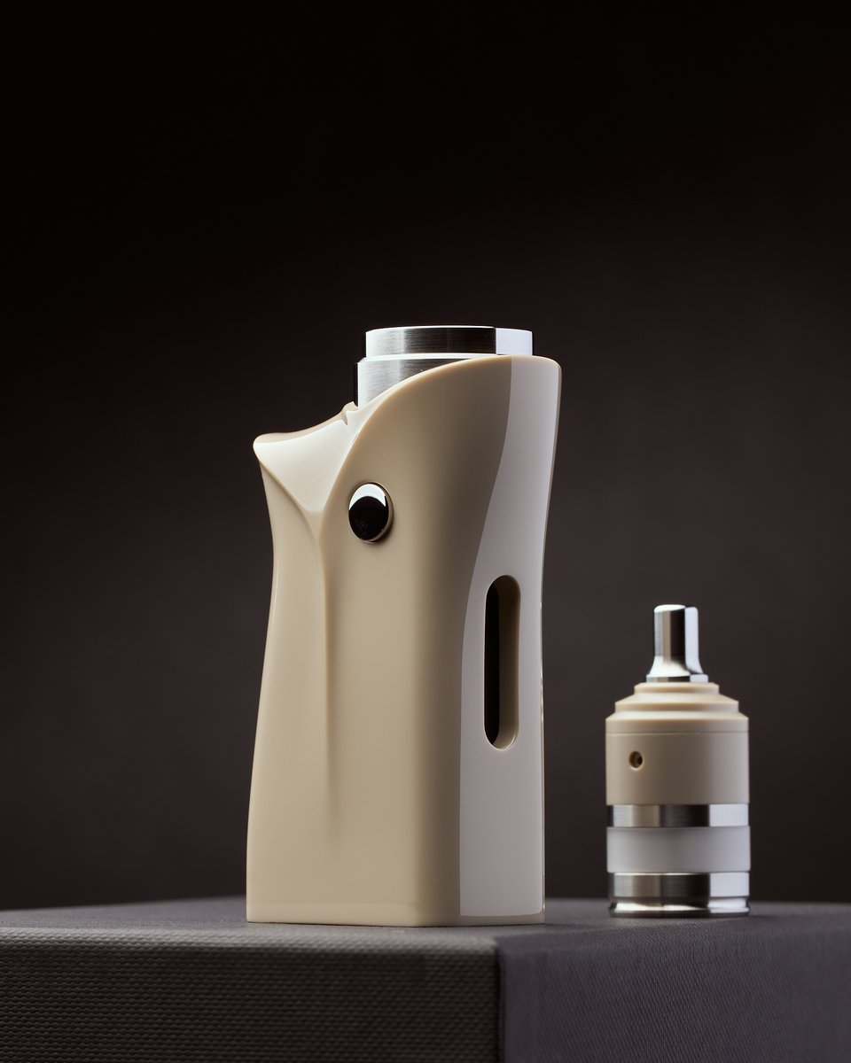 AtelierMagnus's tweet photo. Royal Phantom PEEK SE
An instrument of impeccable taste.

デザイン･製品生産:アトリエマグナス
#ROYALPHANTOM #MAG22 #MAGSQUAD #HYPEFORWHAT #ATELIERMAGNUS #INNOVATE #magnusmods #highendmods #stabilizedwoodmods #vape #vapelife #vaping #vaper #vapeart #vapestagram #vapeporn https://t.co/AwrfZVdmXF
