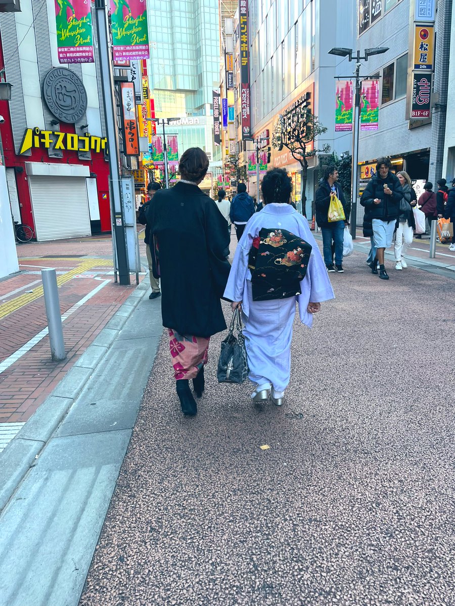 _______chillman's tweet photo. 彼女と彼女の祖母👵🏼
愛してるぜずっと🔥🤝🏽 https://t.co/z6ecWnfYgr