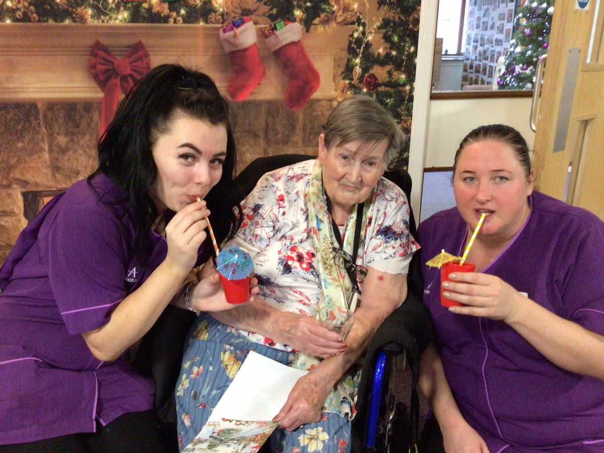 RidingsBanbury's tweet photo. @RidingsBanbury @AnchorLaterLife @anchorzestwell1 #juiceintojanuary #hydration #zestzone Zest - Seated Exercises and trying our first Juice into January - Zesty Dancing Juice ๐ค https://t.co/fnLrT29B9H