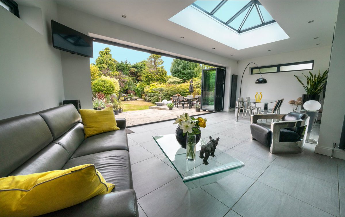 StellcoHomes's tweet photo. Self build without the stress! 😍
Unlike self-build, with a custom build home you will not have to worry about buying the land or gaining planning permission – these factors are already taken care of > https://t.co/163eXcVKl9
#SelfBuild #CustomBuildHomes #BuildingPlot https://t.co/lOxLFGsfe9