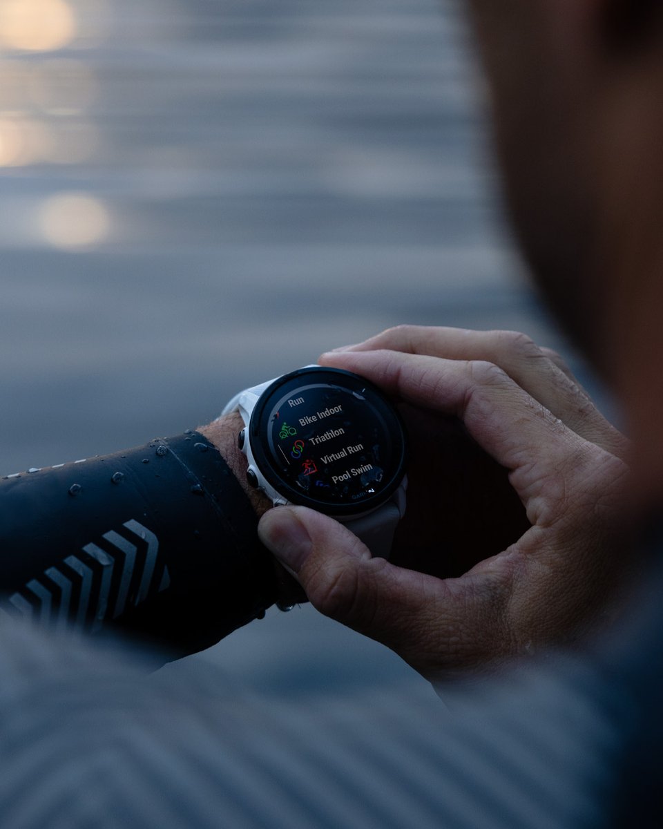 GarminFrance's tweet photo. Nagez. Pédalez. Courez.
#GarminTri
#HRMProPlus
#Edge1040
#Forerunner955 https://t.co/7YaqnXBNaj