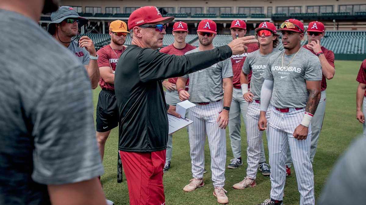 ⭐️NEW BLOG POST: 

The 5 INTANGIBLES That Will Get You Recruited

1. Do You Hustle?💨
2. Are You a Good Teammate? 🤝
3. Are You Coachable? 📋
4. Are You A Competitor? 💪
5. How Do You Respond to Failure? 😡

Read More Here: baseball-iq.circle.so/c/recruting-ch…