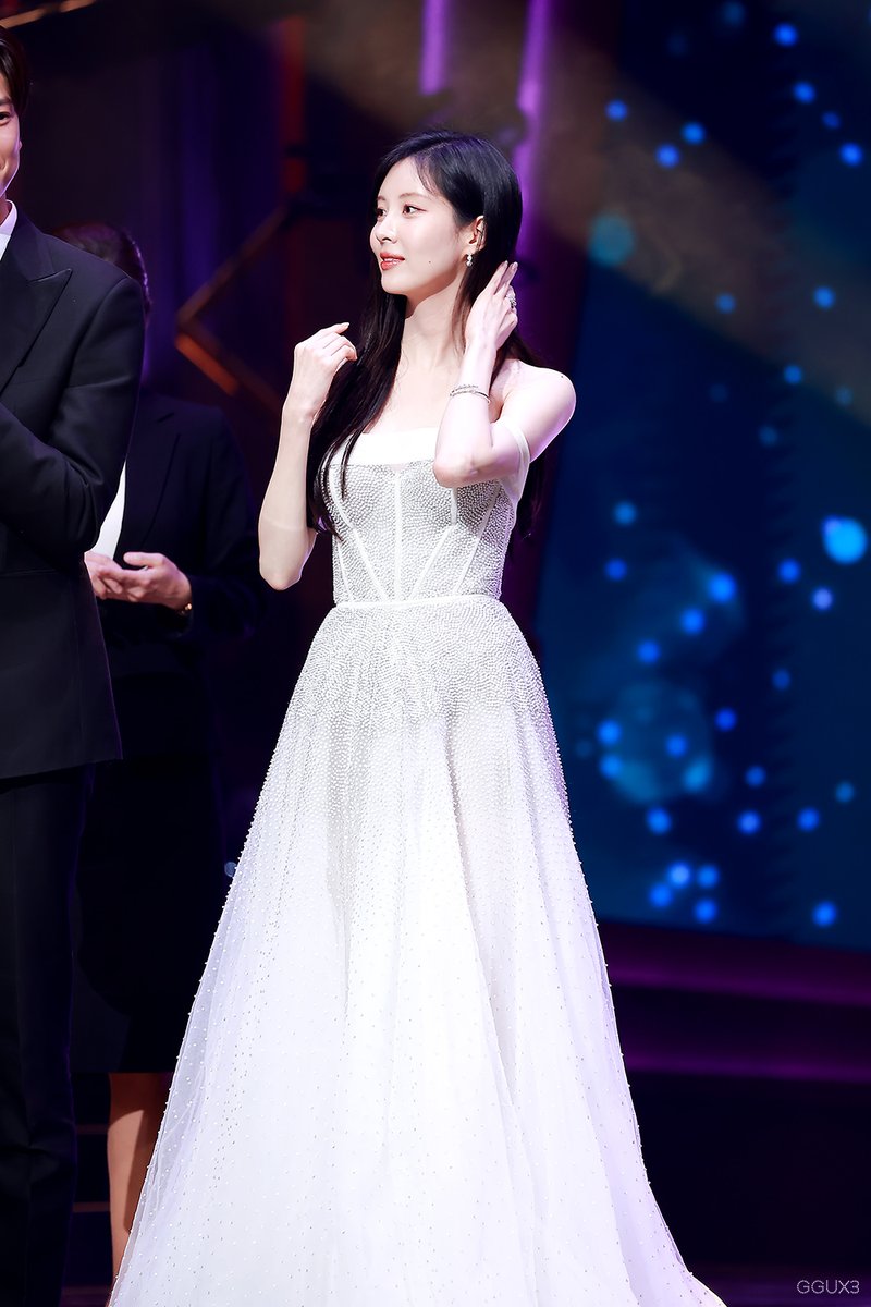 221231 KBS 연기대상 서현이 ❤ (1)
#서현 #서주현 #SEOHYUN