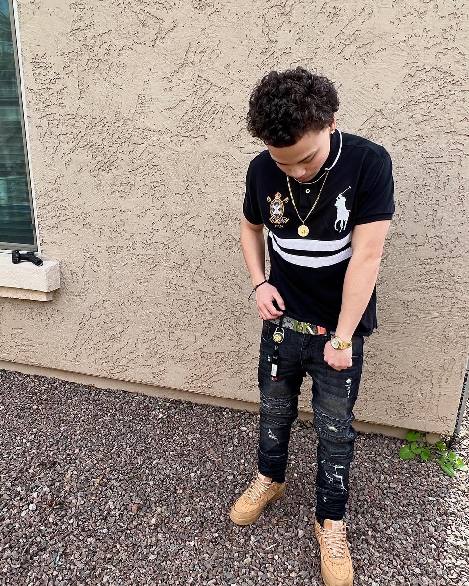 Ceecashbando's tweet photo. Young go getta🚀 #takeover #ceehuncho https://t.co/vGzSgjONyG
