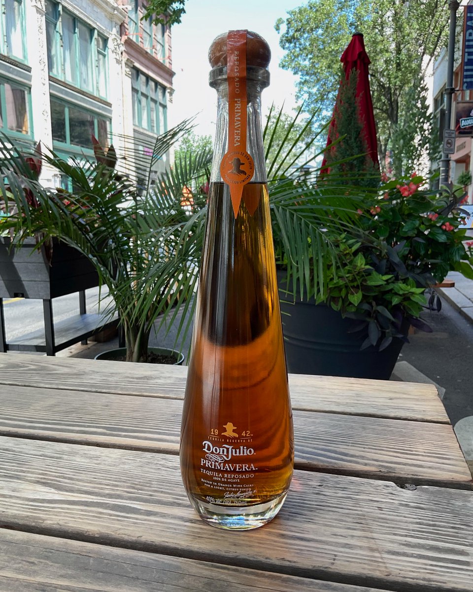 BakersfieldSN's tweet photo. Let's celebrate 2023 with some tacos and tequila y'all! 🎉 This Tuesday we have $3 tacos and $10 pours of Don Julio Primavera. Stop in or make a reservation at https://t.co/1OZeR6S0jJ. https://t.co/XEOpCCaMN4