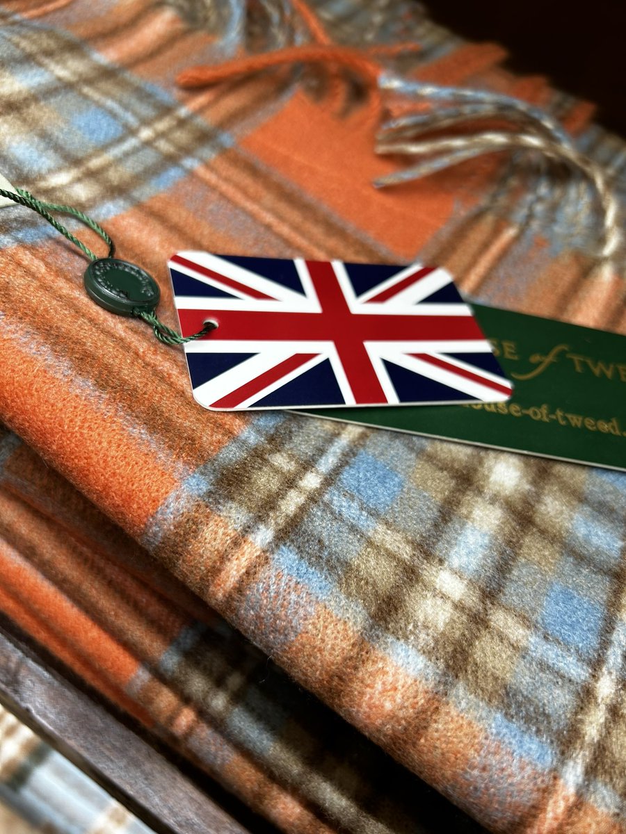 Buying tartan in Aviemore… #keepscotlandthebrand #nototheunionjack