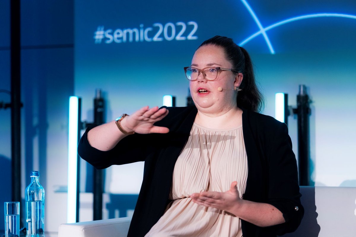 InteroperableEU's tweet photo. Missed the panel of #SEMIC2022🎇on personal #DataSpace implementations? Watch📹 it here!
👉🏽https://t.co/vWGyI55tyI

Speakers:
- @viivilahteenoja (@Helsinkiuni)
- @EstherDeLoof (#SolidLab, @imec_mict_UGent)
- @MarcelloGrita (@SwedishJobTech)

Moderator: @GiorgiaLodi (@stlab_cnr) https://t.co/dUdwyOgn1M