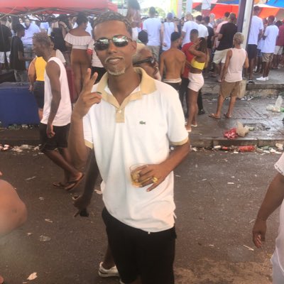 Aoieduardo's tweet photo. Sabe a vida, eu tô vivendo 🥰 https://t.co/PkWeAXKgCe