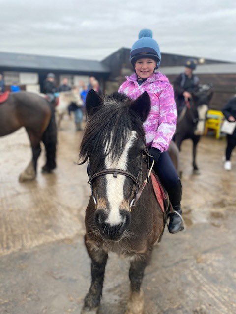 OPS_OratoryPrep's tweet photo. Year 6 OPS pupil Abigail has been enjoying a busy Christmas break, including:

🐴 Attending the London International Horse Show, meeting her idol Harlow, a @YouTube star
🌊 Finding fossils along the North Yorkshire coastline
🏇Practicing in her new riding gear

#OPSChristmas https://t.co/ACqnrOo12l