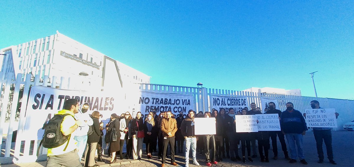 raquelsifuentes's tweet photo. NO al cierre de tribunales colegiados
En #Durango pretenden cerrar 2 tribunales colegiados afectando a así a más 100 servidores públicos y a sus familias
#noalcierredetribunales
#PJF
#CJF
#PJFDurango
@SCJN
@CJF_Mx
@EFFJ_Mx
@ArturoZaldivarL
@YasminEsquivel_
@GuerreroZazueta https://t.co/LP1DKRTCVI