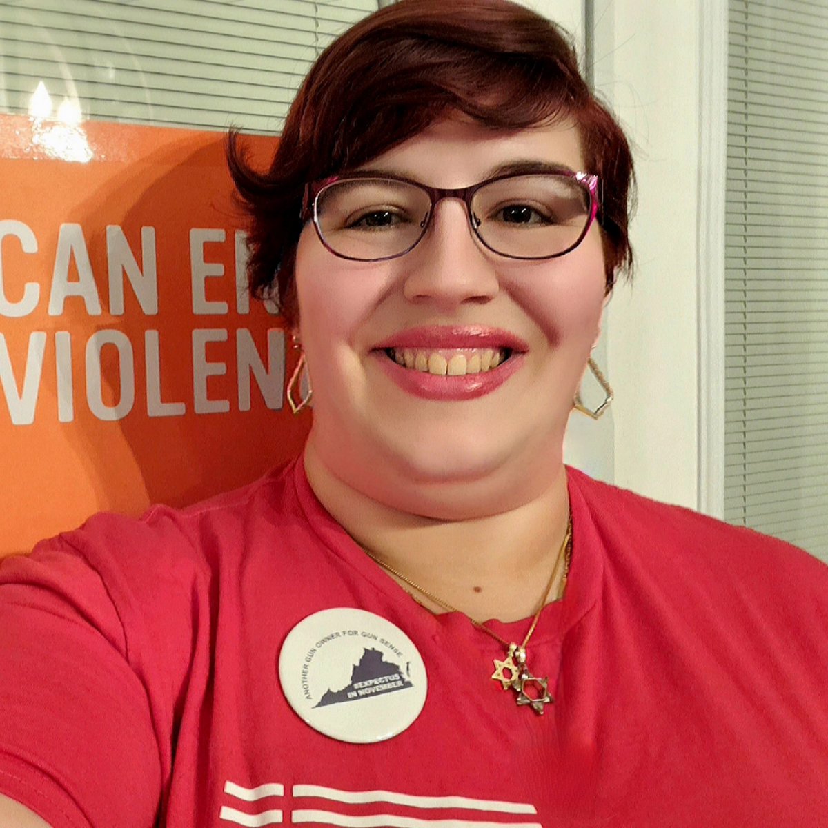 Welcome to the 118th Congress, @MarkWarner and @timkaine! 

As a gun owner, @MomsDemand volunteer, & @Everytown gun violence survivor in Virginia, I’ll be focused on the fight to #EndGunViolence in our communities, and I know Gun Sense Champions like you will too. #VAleg #VAGov