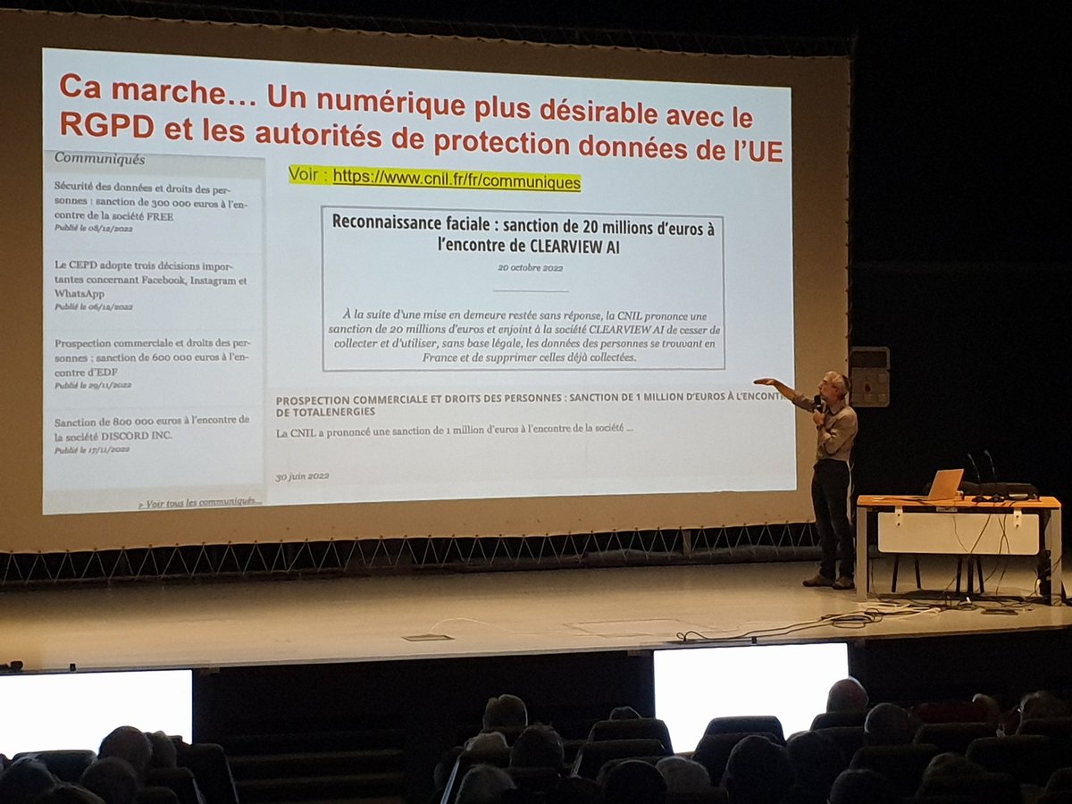 [MÉDIATION 👨‍🏫]

Nous commençons 2023 en fanfare avec une conférence grand public sur "Le respect de la #vieprivee et la #protection des données à caractère personnel" 👀

🗣 Vincent Roca (<a href="/vincentgrenoble/">Vincent Roca</a>) de l'équipe Privatics intervient auprès de l'Univ. InterAge du Dauphiné