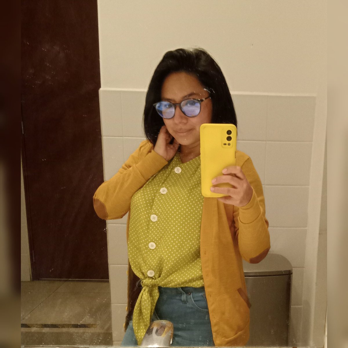 y_e_y_a_'s tweet photo. #NuevaFotoDePerfil https://t.co/UTJE7lqbPJ