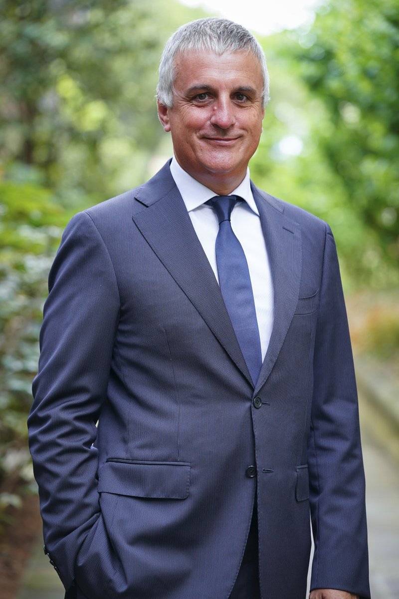 Jusqu’ici Conseiller Technique du Ministre d’État en charge de la Réforme budgétaire et comptable de la Principauté, Pierre SILHOL est nommé depuis le 1er janvier Directeur des Services Fiscaux, par ordonnance Souveraine du 20 décembre 2022. 

gouv.mc