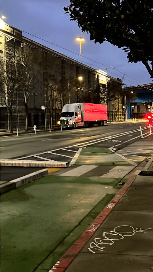 EverySF311Bike's tweet photo. 422 11th St

[Other] Costco delivery trucks idling in the bike lane for hours
License Plate: N/A

https://t.co/PGgYfW4GQu
2023-01-03 07:01:34 https://t.co/vLlJ2fpgGk