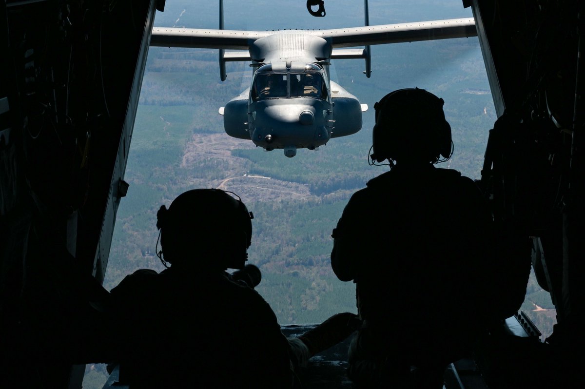 Air Force Special Operations Command (@afspecopscmd) on Twitter photo Let's take a moment to enjoy the view on this #CV22uesday! 😎
📸: Airman 1st Class Natalie Fiorilli
<a href="/Hurlburt_Field/">Hurlburt Field</a> Let's take a moment to enjoy the view on this #CV22uesday! 😎
📸: Airman 1st Class Natalie Fiorilli
<a href="/Hurlburt_Field/">Hurlburt Field</a>
