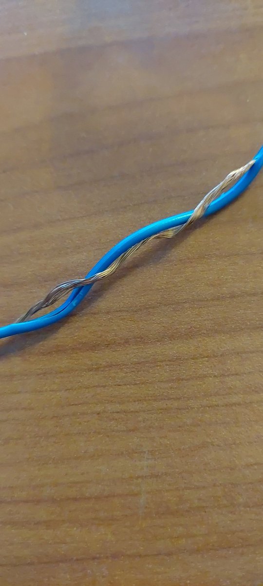 Isnt she beautiful.. The process is so annoying because the inside cover of the wire doesnt cut as easily as the outside one and the metal is also kind of fragile so i have to be careful. Because i dont want to cut the inside part just the outside of it https://t.co/AvldTW1eXB