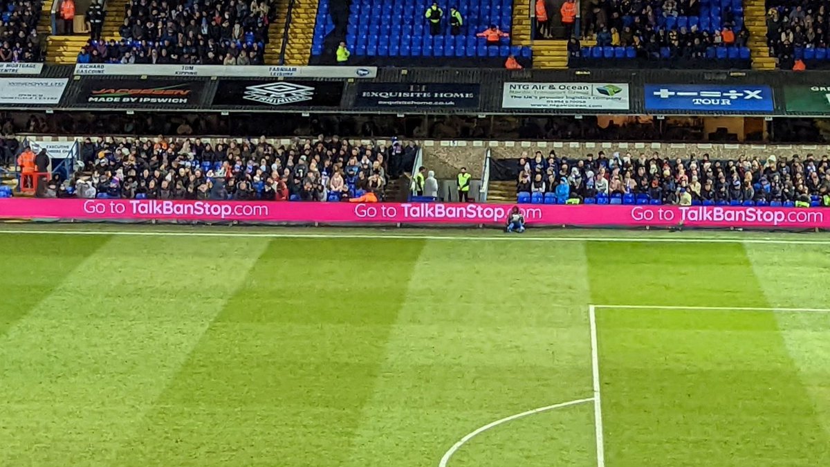 Great to see a snap of our TalkBanStop banners at @IpswichTown from their Boxing Day home win! ⚽

To find out more about the practical tools and advice you can access, go to 

