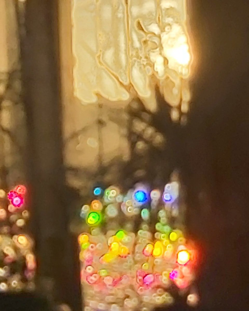 NakedBanger's tweet photo. 1st sunrise of 2023, my phone didn't focus but I like the it ❤ happy 2023 everyone https://t.co/0oWZNIy22b