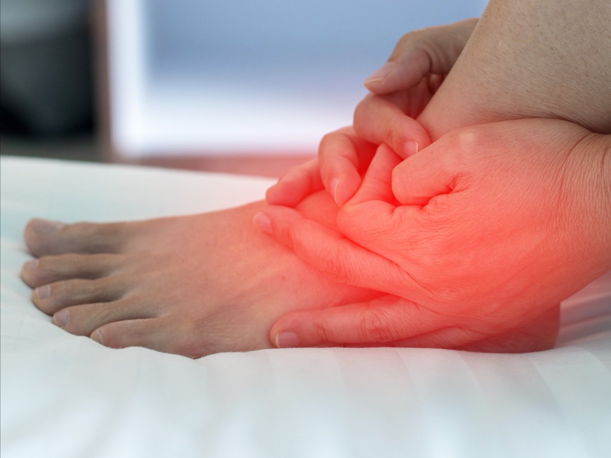 advancedfootAZ's tweet photo. You don’t have to live with foot pain. The Advanced Foot &amp; Ankle Specialists of Arizona are here to help you get your feet back on track so you can stay active for as long as possible. Contact us today to schedule your appointment! https://t.co/rDF3Bxhzvk https://t.co/umZzB2GB91