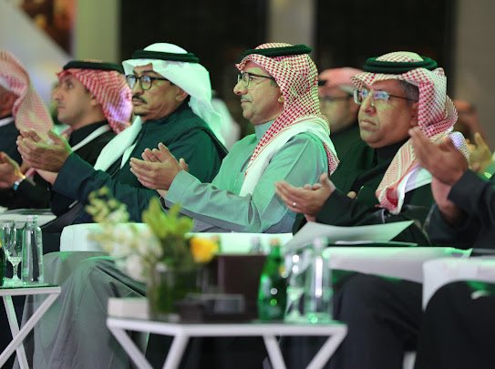 Dr_Faihan's tweet photo. سعدنا في @SNCWCs بعقد منتدى اللجان العمالية لمنشآت #القطاع_الخاص تحت عنوان اللجان العمالية وأثرها في تحسين بيئة العمل برعاية معالي د. عبدالله أبوثنين @AAbuthnain وحضور 
م. فيصل الحجي @FaisalAAlhajji  نائب الرئيس الأعلى للموارد البشرية بأرامكو السعودية ورؤساء شركات القطاع الخاص. https://t.co/FnyiwwiMwy