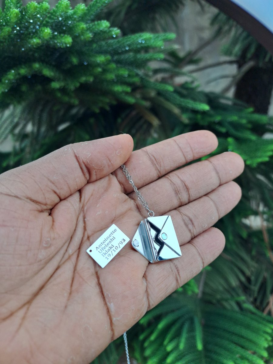 MimoByWinnie's tweet photo. N14,000/ 72 hours processing time
Delivery fees depends on your location.

Give yourself and your special one a love letter with this extra cute envelope necklace design. https://t.co/PijpOIooaj