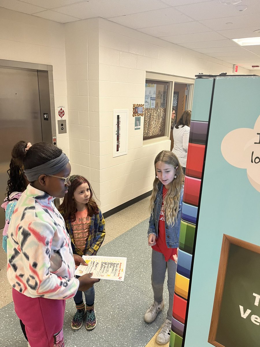 Lauren Eigher tweet media