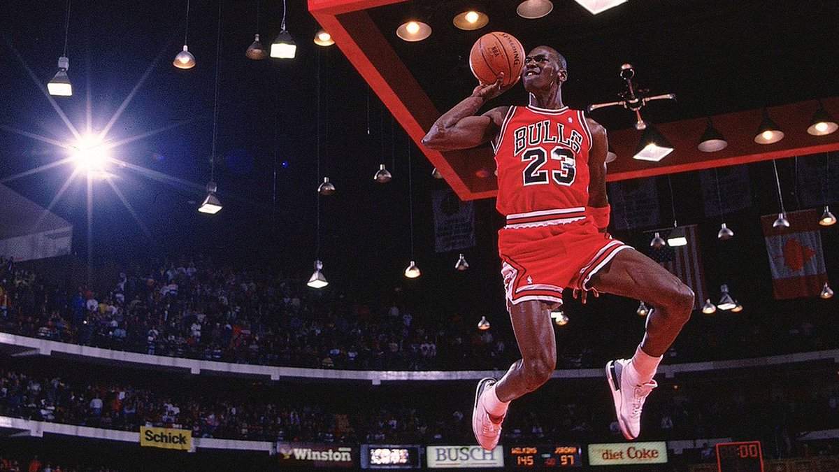 evandecker's tweet photo. Happy first work day of the year! I'm excited about 2023. A lot was accomplished and set in motion last year - this year will be big! And I hope the same for all my fellow #trailblazers out there.

Plus it's the #JordanYear - be the 🐐 at something! https://t.co/0tyJze8J5I