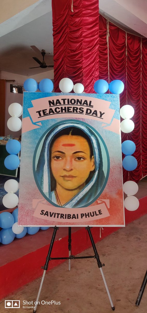 सर्वप्रथम देश की पहली महिला शिक्षिका को नमन।🙏💐
#NationalTeachersDay3Jan