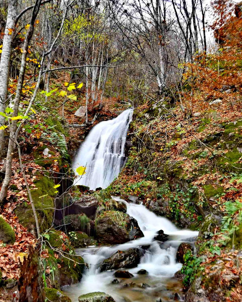 'Deer waterfall' located in Shtupeqi village / Rugova 🥇🏞️
°
#visitpeja #pejatourism #peja #pejamountains #kosova #visitkosova #nature #naturelover #waterfall #mountains #mountainscenery #travel #travelinspiration #traveltheworld #visiteurope #attraction #destination