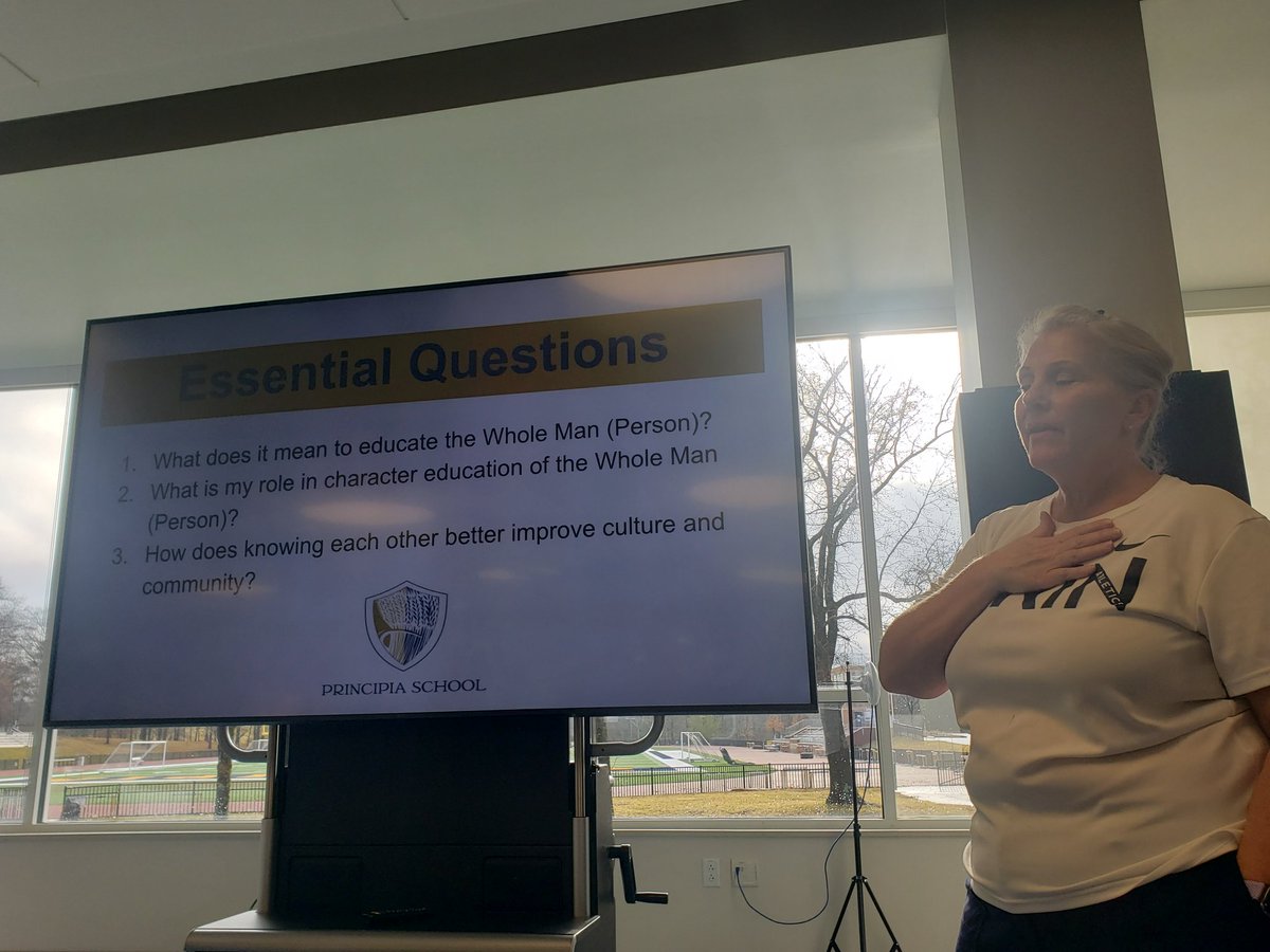 MelanieShedd's tweet image. #PrincipiaSchool Upper School Faculty PD to kick off the winter semester! @calford66 #prinpd #printeachersonfire