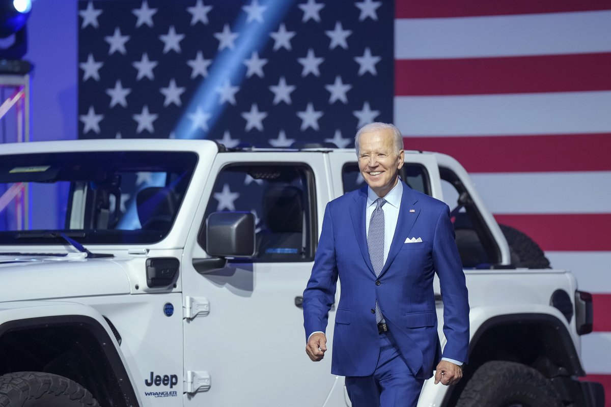 Under the Inflation Reduction Act, it’s now easier and cheaper to purchase an electric vehicle. Learn more at cleanenergy.gov.