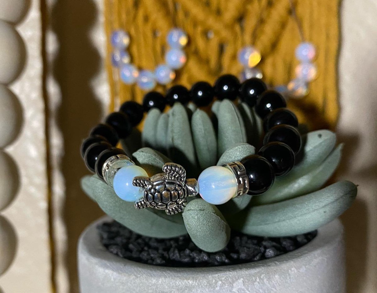 Excited to share the latest addition to my #etsy shop: Turtle Bracelet etsy.me/3VHZMxr #opal #unisexadults #round #beachtropical #black #gemstone #turtlecharm #turtlebracelet #opalbracelet #love2jewelry