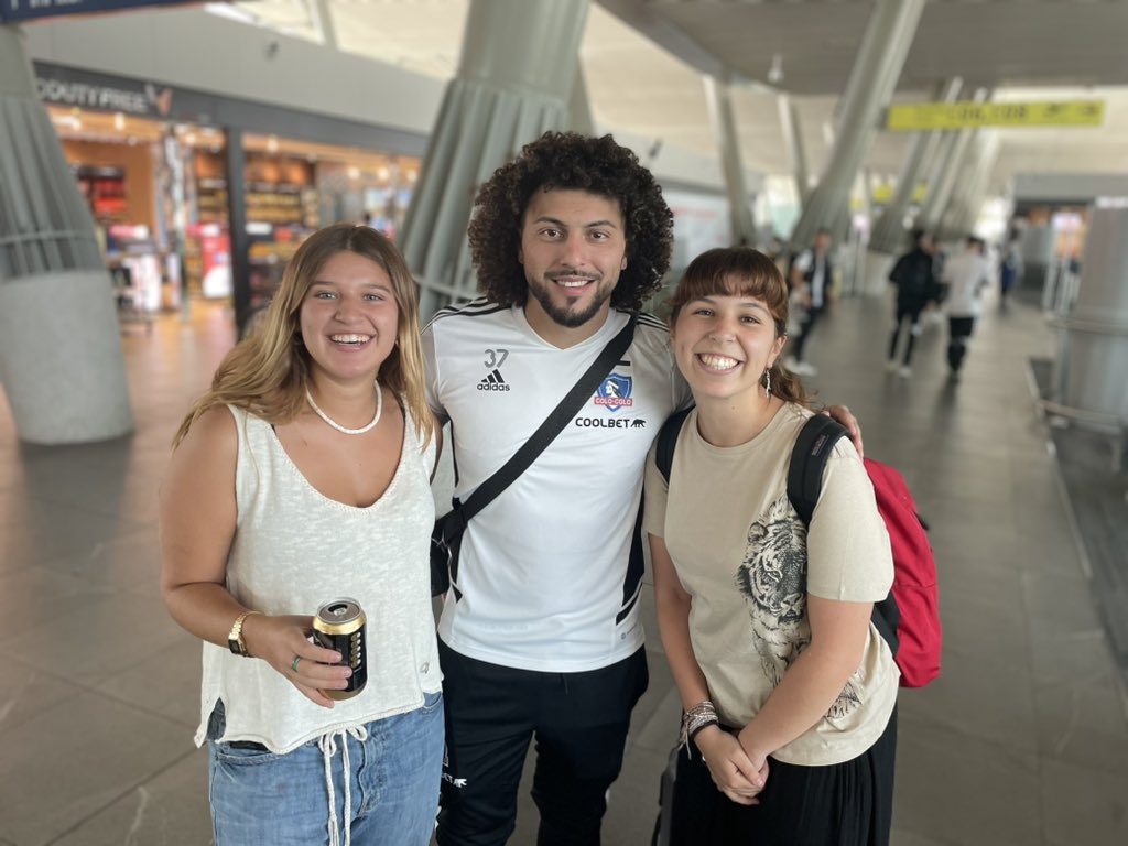 Creo q lo hice bien como padre, si tus hijas te piden fotos como estas….#ColoColo #VamosColoColo <a href="/DatosAlbos/">Datos Albos #ColoColo</a> <a href="/RelatorPopular/">Javier Silva</a>