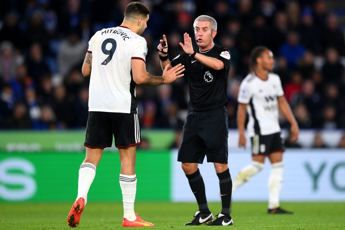 🟨 Mitrovic is suspended for Fulham's match against Chelsea...

#FPL #LEIFUL