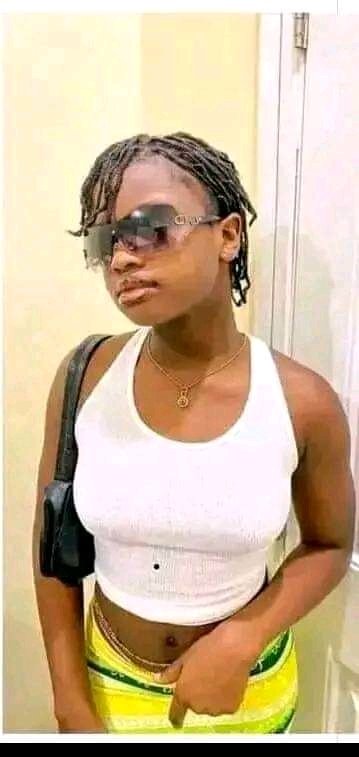 GlorySake's tweet photo. Una to dey forget something 🙄 https://t.co/oPTxbJPpBh