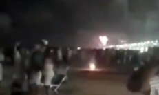 O_most_'s tweet photo. @choquei a prefeitura vai lá gasta um dinheirão em fogos, faz um show bonito pra um filha da puta bêbado olhar e dizer "nao meu foguete que só solta fumaça é mais legal vou acender aqui no meio de geral" https://t.co/6Ur4MbUEmM