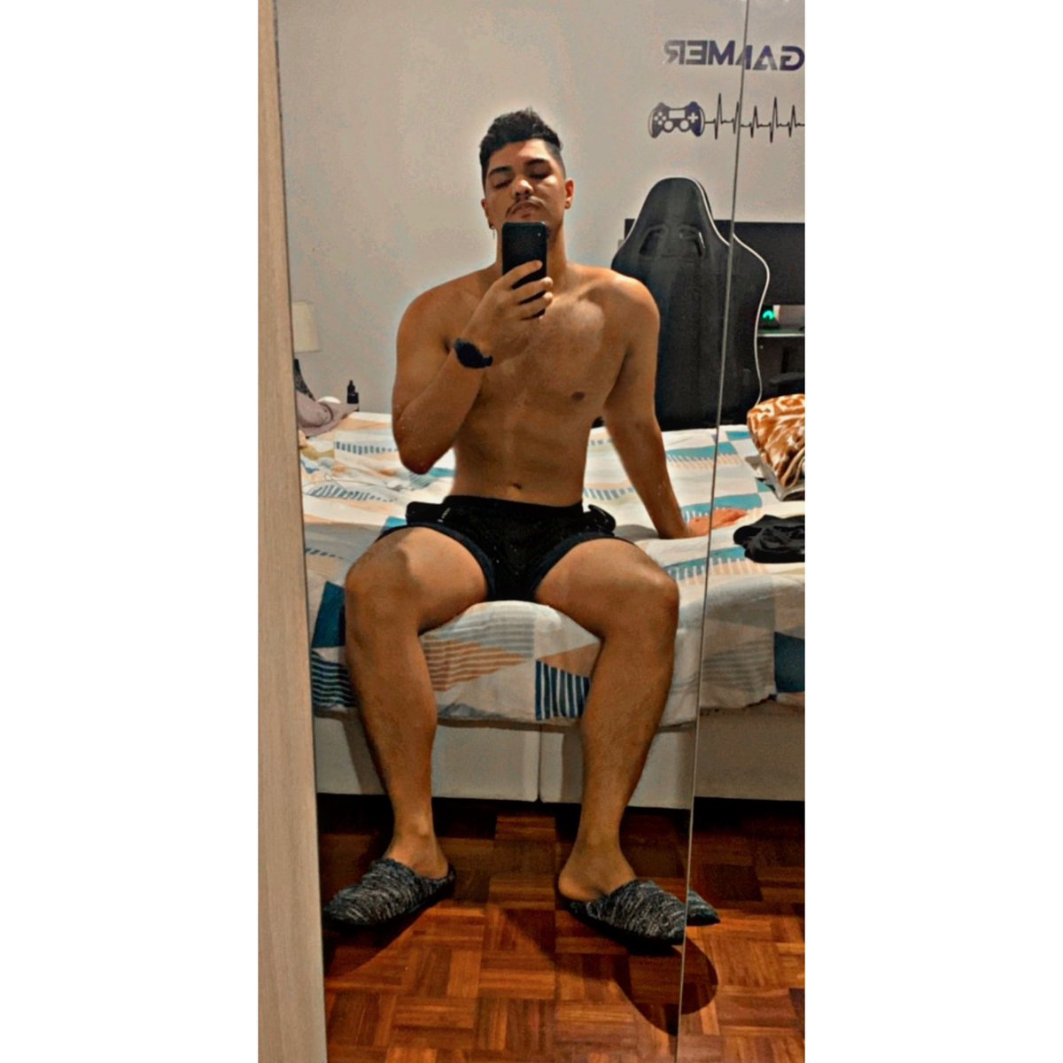 Click 📸