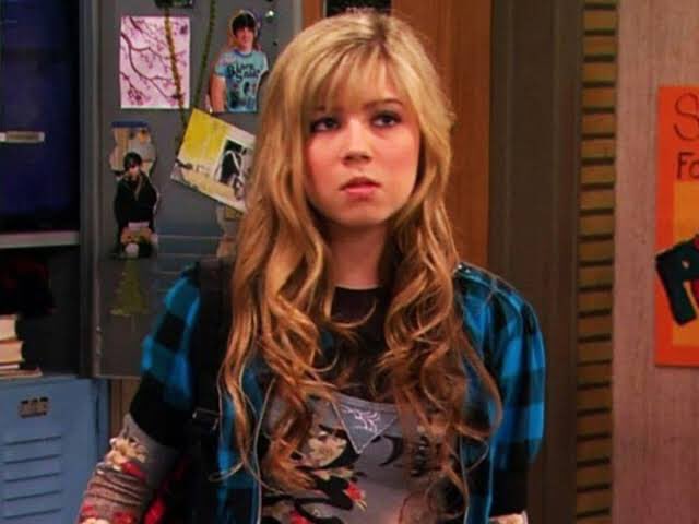 PFQL34N's tweet photo. #12 Sam Puckett - iCarly/Sam&amp;Cat https://t.co/xPewaJ7kst
