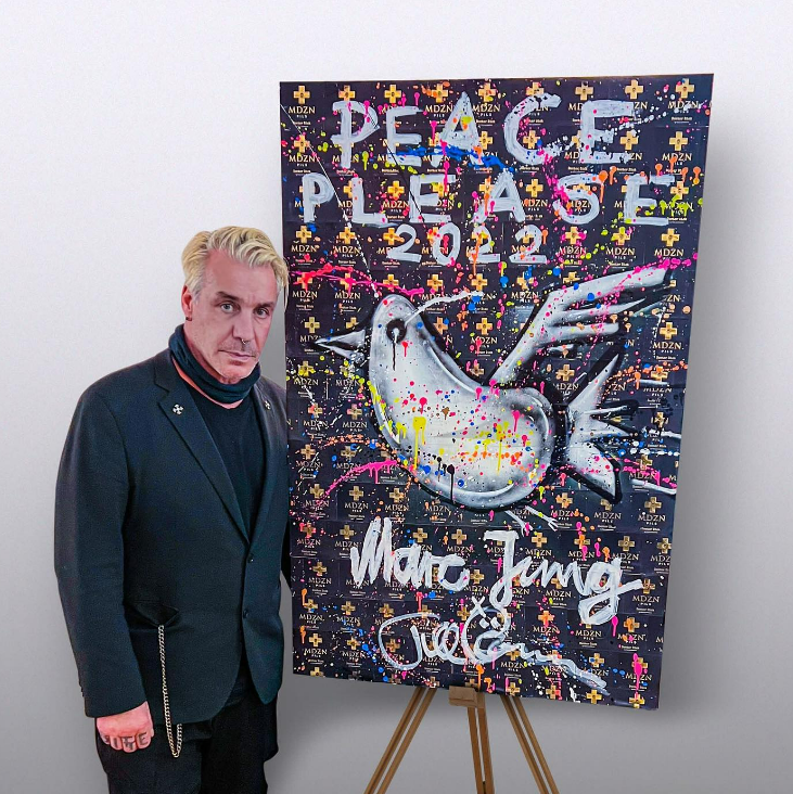 Happy 60 birthday to the amazing Rammstein vocalist Till Lindemann! 