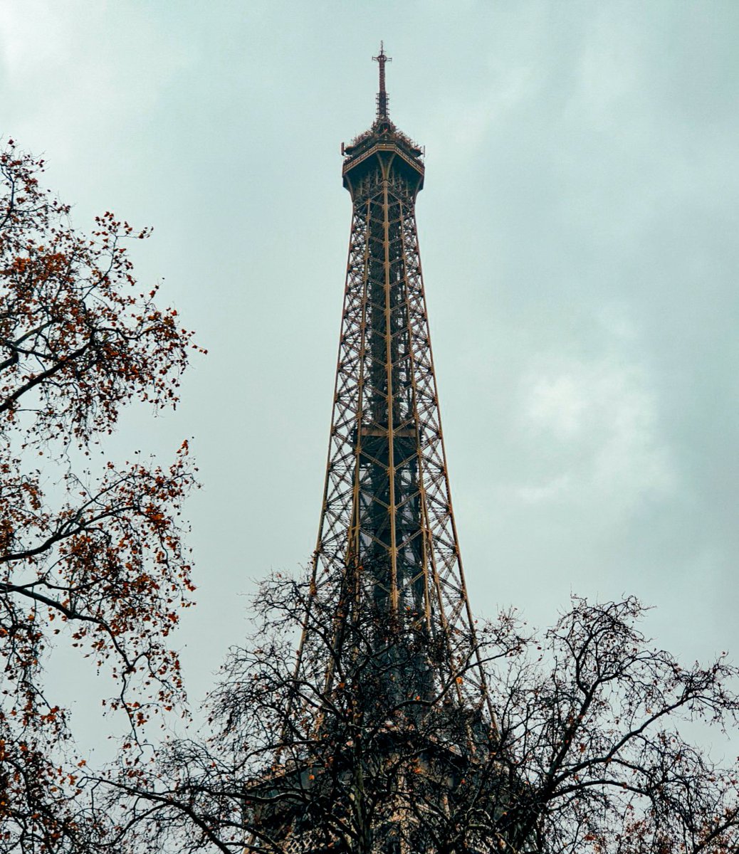 Sandrasaada1's tweet photo. #paristreetphotography #Paris #photography #lightroom #editing #pics https://t.co/EH7NZR4FnO
