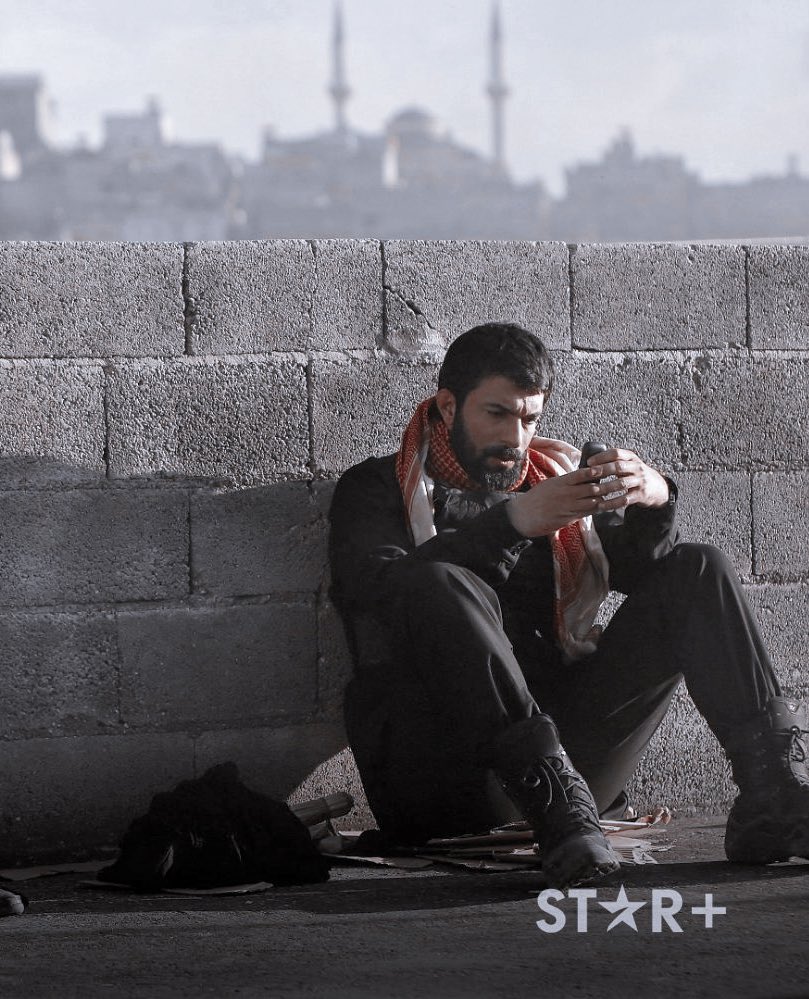 EnginAkyürek KaçışWorldPremiere 

#EnginAkyürek #Kaçış