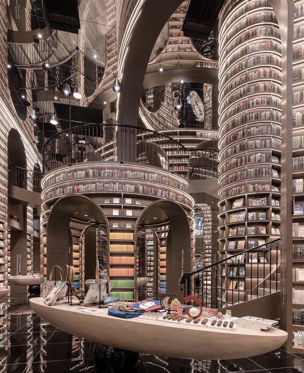 interiorwhre's tweet photo. bookstore located in chengdu, china📍 https://t.co/cjAMn5bqin