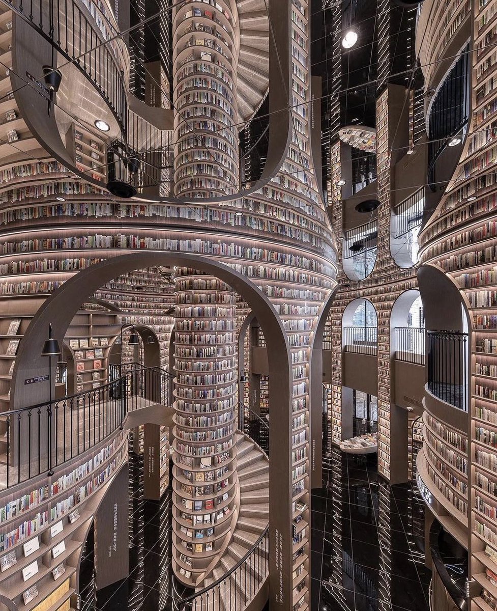 interiorwhre's tweet photo. bookstore located in chengdu, china📍 https://t.co/cjAMn5bqin