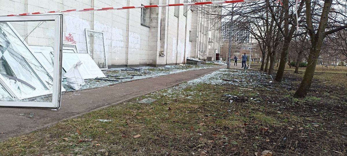 On the last day of 2022, Russia hit the campus of Kyiv National University with missiles, damaging the Biology, Psychology, Sociology, Geography, Computer Science buildings, sports facilities, student dorms, and many other objects. The university asks for help with rebuilding 👇