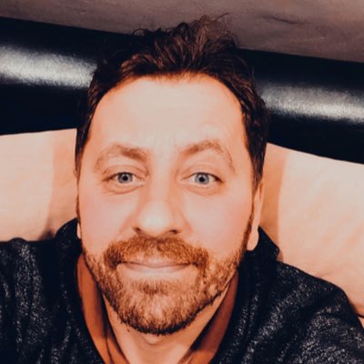 erdalhasic's tweet photo. #YeniProfilResmi https://t.co/yfYyYV58xe