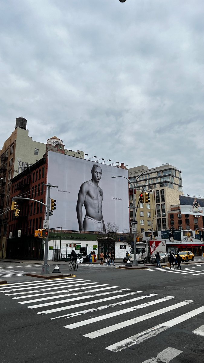 ixiviib's tweet photo. NYC https://t.co/JcjYiFw5kE