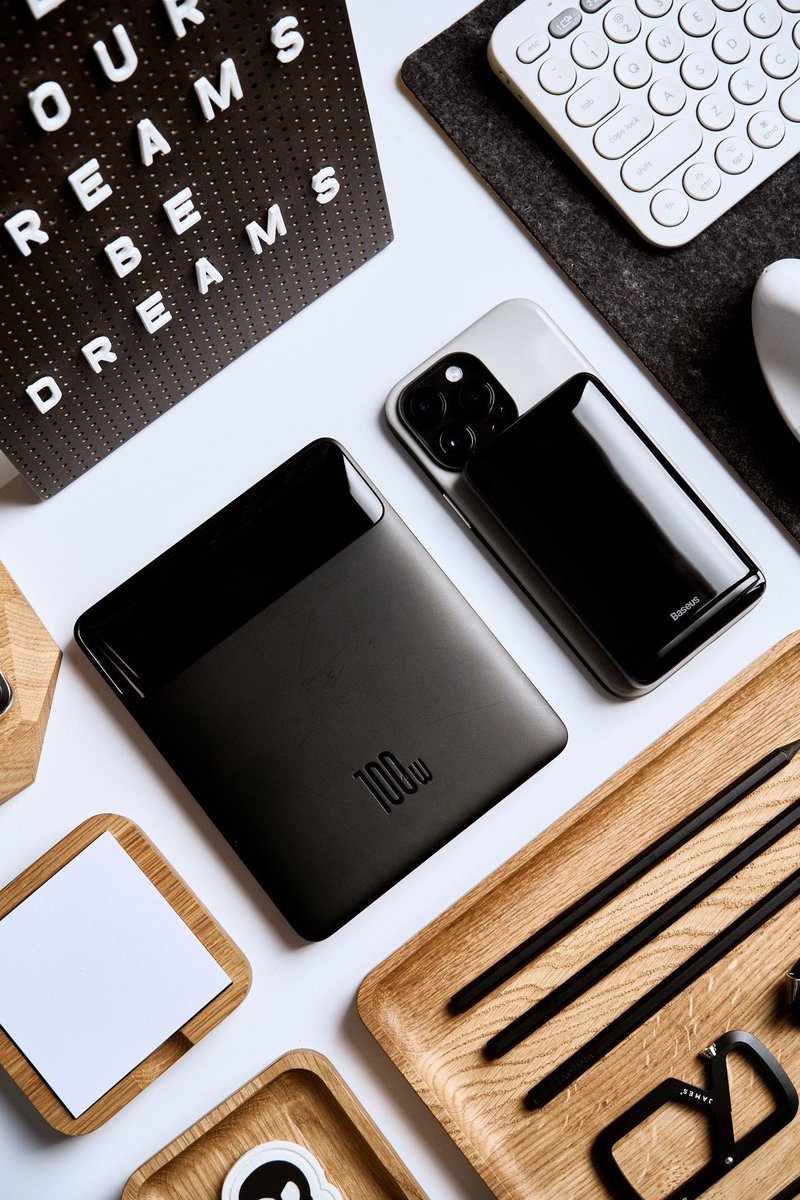 Baseus_Global's tweet photo. Working on a big-scale project and worrying about an abrupt power cut?🤔

No worries, we've got you covered. 

Dream big with #Baseusblade and #BaseusMegattach power banks ✅

Check more details here 👇

https://t.co/QFQIGSHpSB
https://t.co/UyzKGbCEtd https://t.co/Et6GFKbgSu